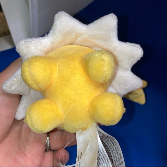 2017 Pokemon Center Dolls Thunder Plush Toy Pre-owned - Picture 7 of 16